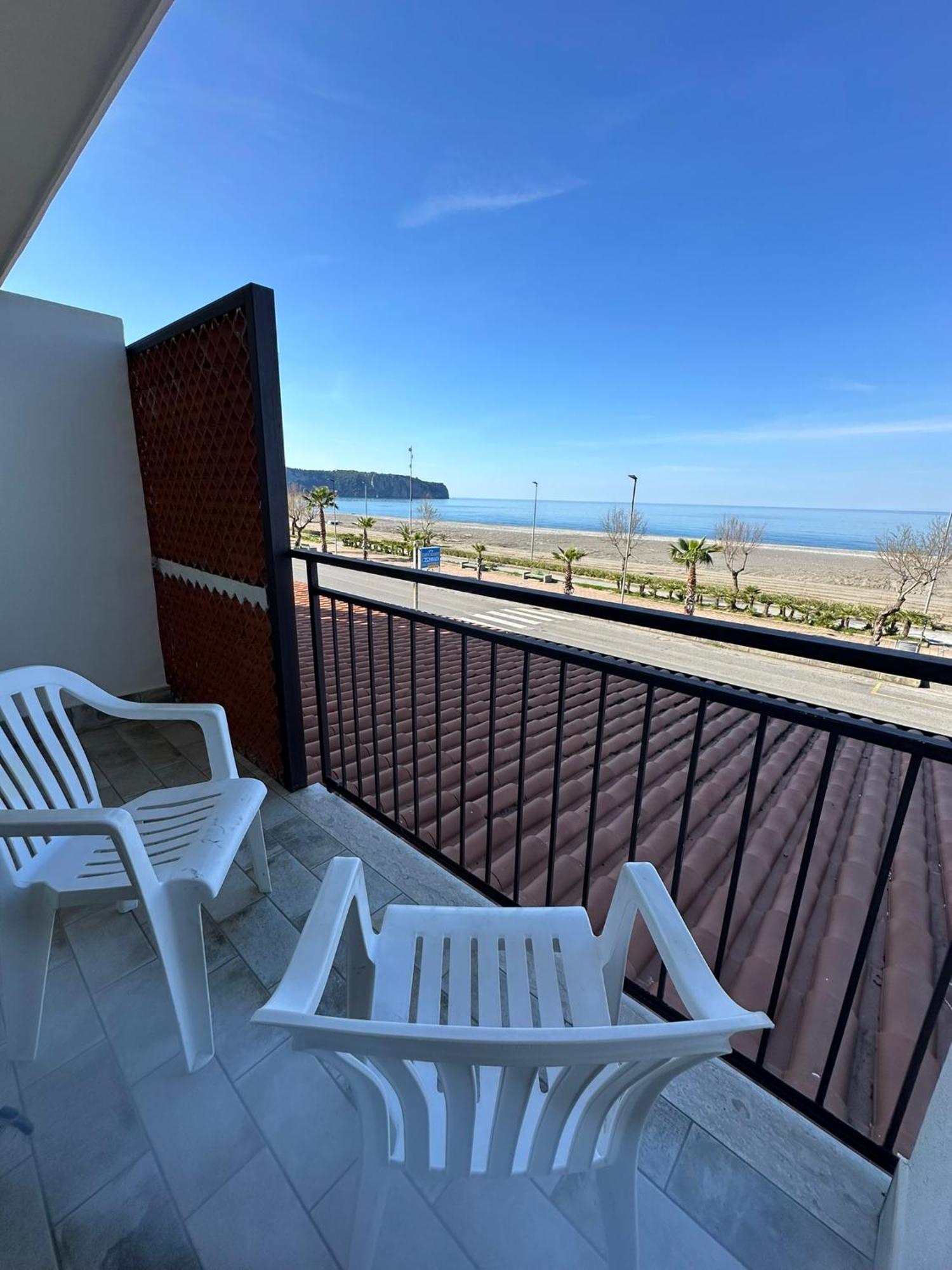 Hotel Germania Praia a Mare Kültér fotó