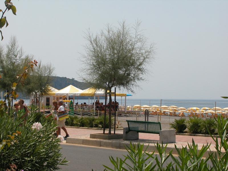 Hotel Germania Praia a Mare Kültér fotó